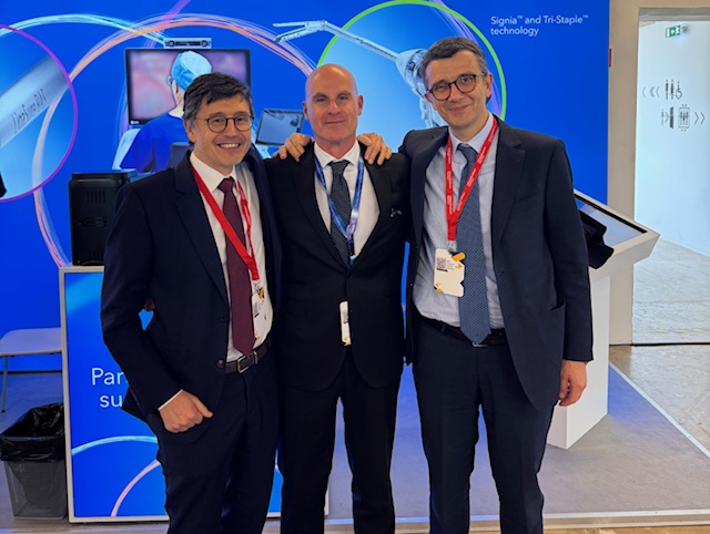 EXPERTS MUNDIALS EN CIRURGIA DE LA TIROIDE